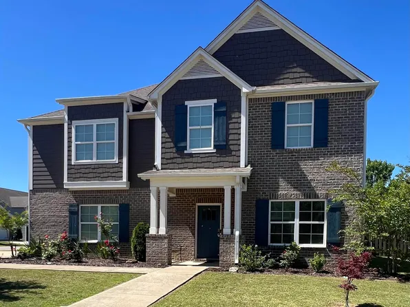 1139 Pine Valley Dr, Calera, AL 35040