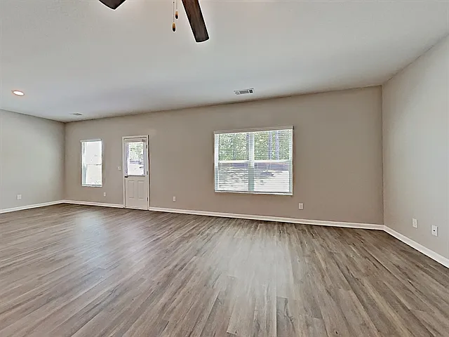 3435 Ridge Hill Pkwy — Photo 6
