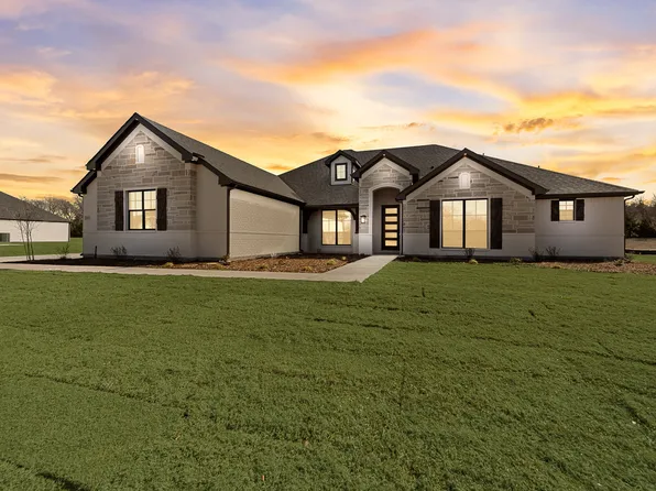 1415 Julian Dr, Van Alstyne, TX 75495