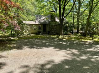 273 Wyassup Rd, North Stonington, CT 06359