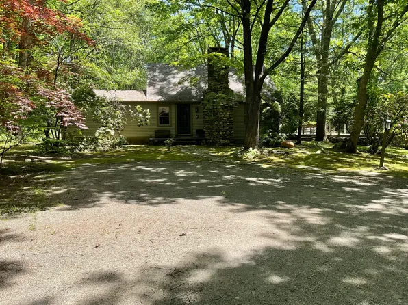273 Wyassup Road, North Stonington, CT 06388
