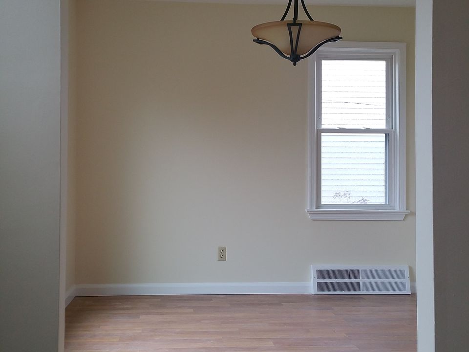 Dinning Room (from the Living Room)