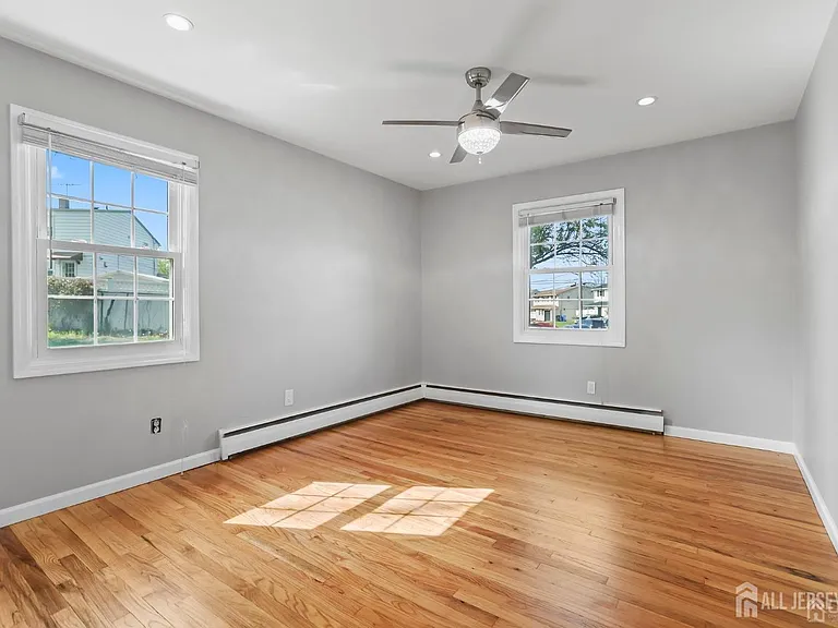 262 Wall St — Photo 7