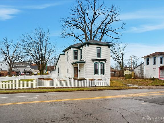 2nd image of 1417 W Main St