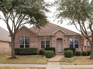 1810 Amber Ln, Carrollton, TX 75007