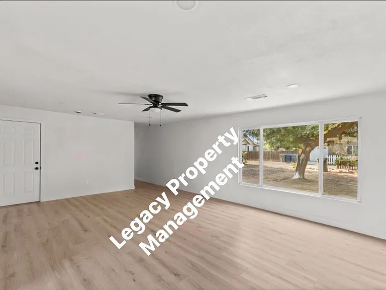 207 Pleasant St #A — Photo 6