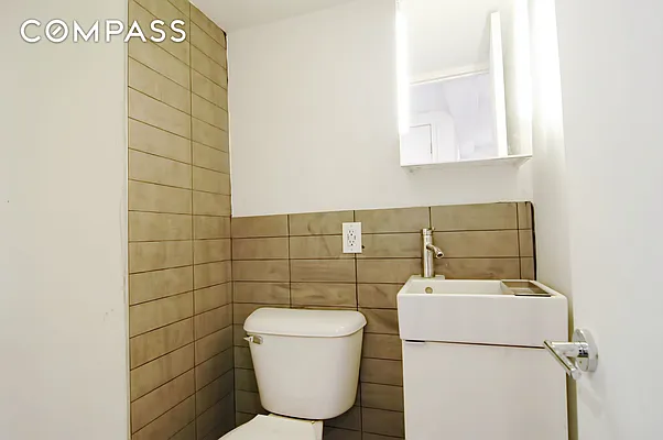 Rented by Compass | media 23