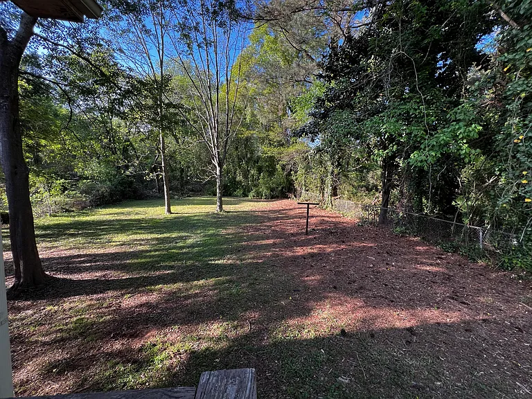 4010 Gladesworth Ln — Photo 11