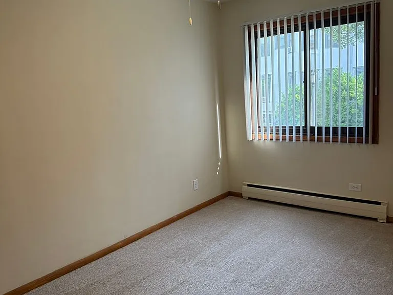 2700 Humboldt Ave S — Photo 18