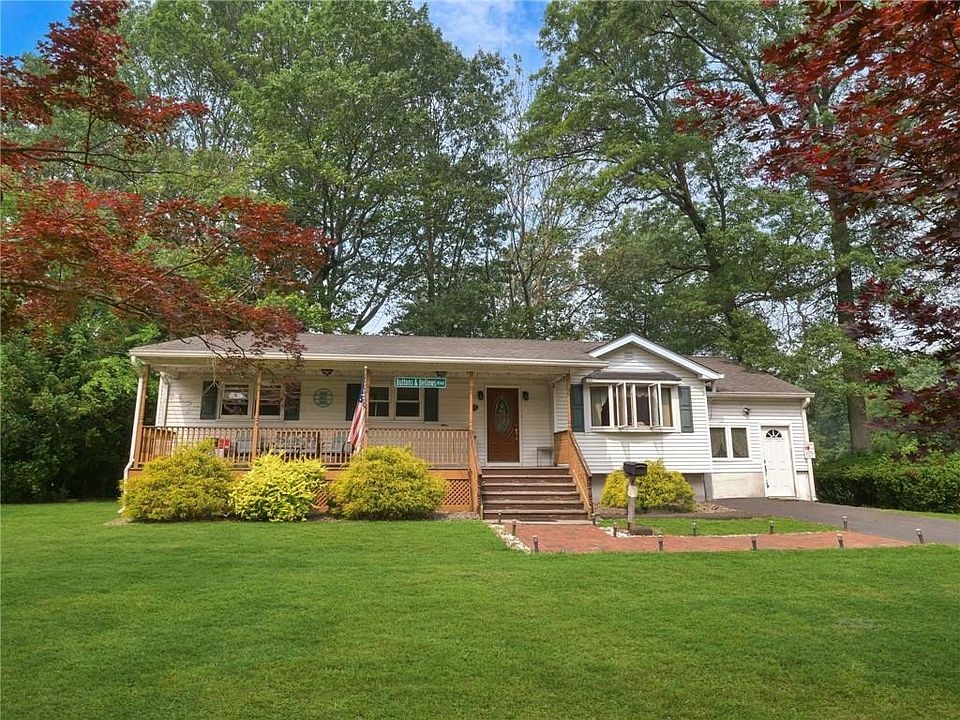1st image of 65 Freedman Avenue