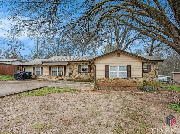 744 Clayton Street, Commerce, GA 30529