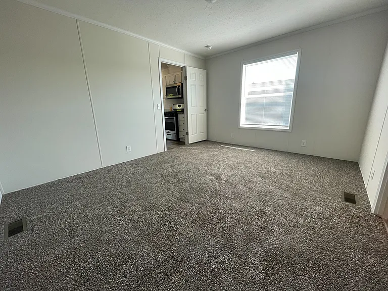 38000 Le Chateau Blvd #521 — Photo 15