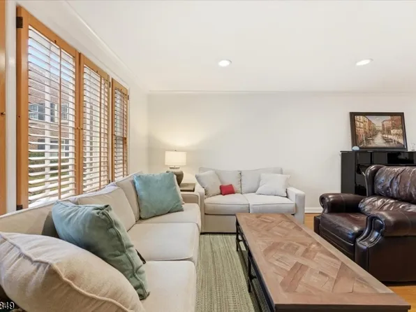 260 Walnut St APT 9, Westfield, NJ 07090