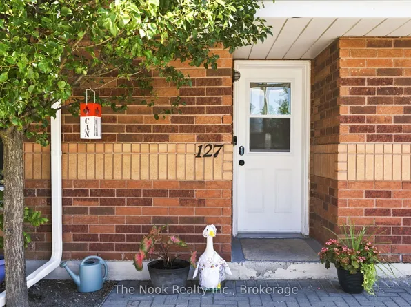 12421 9th Line #127, Whitchurch Stouffville, ON L4A 1J3