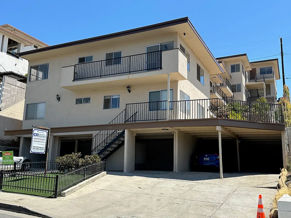 840 Haverford Ave #1