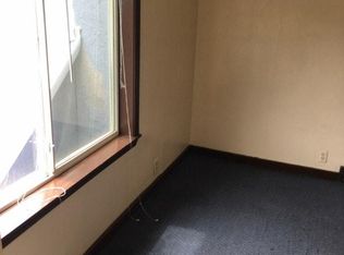 127 1/2 E 2nd Ave APT 3, Mitchell, SD 57301