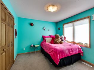 11570 42nd Pl N, Plymouth, MN 55441