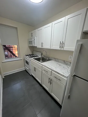 2681 W 2nd St #3C Photo 1
