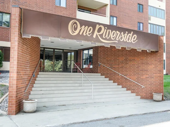105 3rd St N APT 502, Moorhead, MN 56560