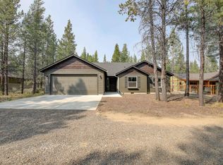 17160 Elsinore Rd, Bend, OR 97707