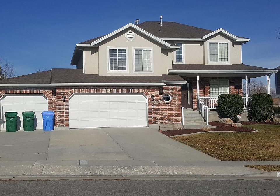 2nd image of 1082 W High Creek Dr