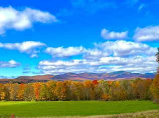 121 Lassiter Ln, Waterbury Center, VT 05677