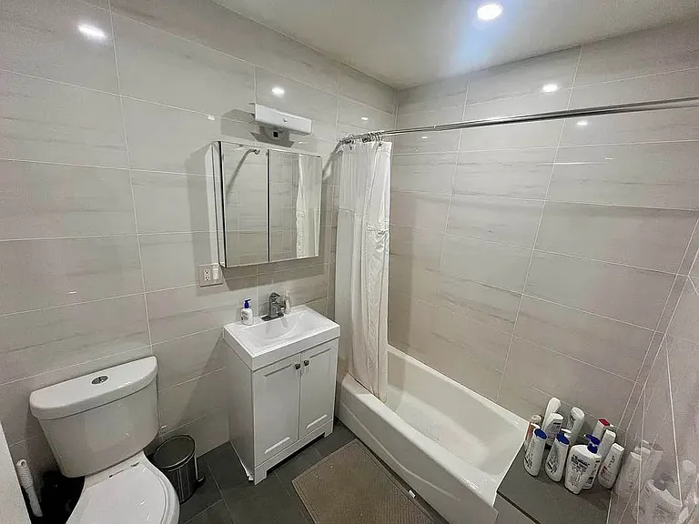 311 W 95th St #7A — Photo 16