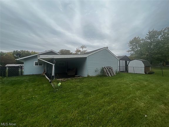 5th image of 489 Southward Dr