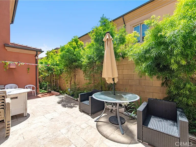 61 Berkshire Wood — Photo 41