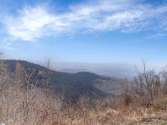 3rd image of 99 The Cliffs Pkwy