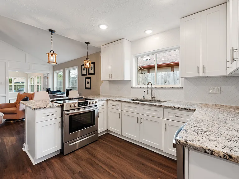 2907 Broadmoor Dr — Photo 16