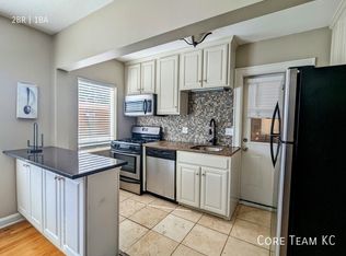 1107 W 45th St #1101-4, Kansas City, MO 64111