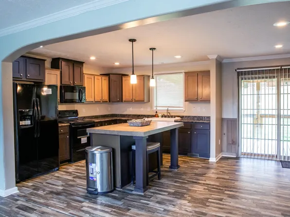 707 Bright Mountain Rd, Summersville, WV 26651