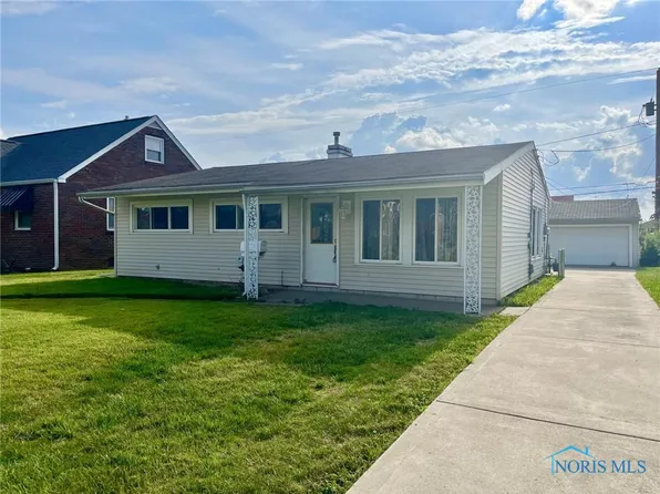 4523 288th St, Toledo, OH 43611