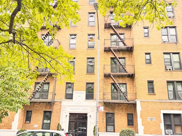 14444 Sanford Ave APT 4G, Flushing, NY 11355