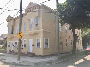 119 Henrietta St, Rochester, NY 14620