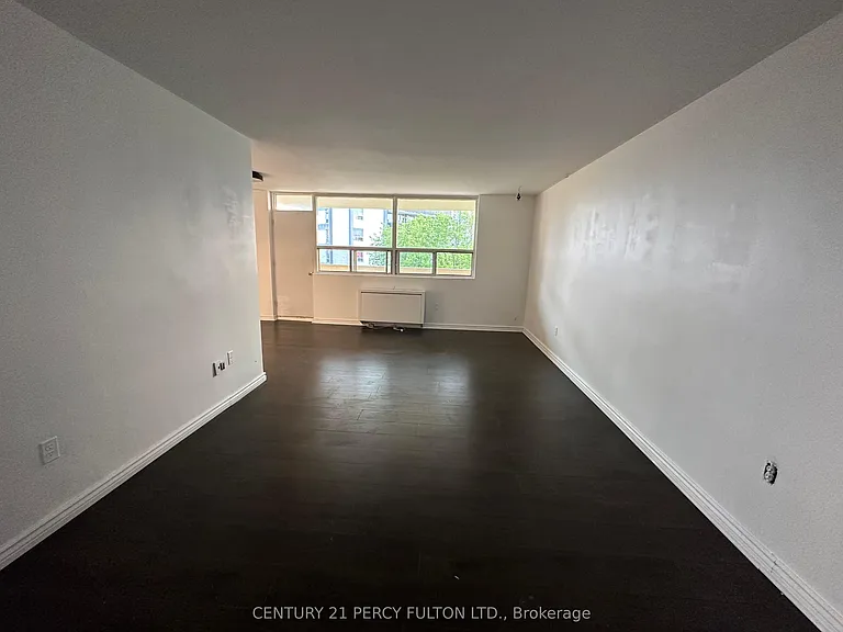 3420 Eglinton Ave E #404 — Photo 7
