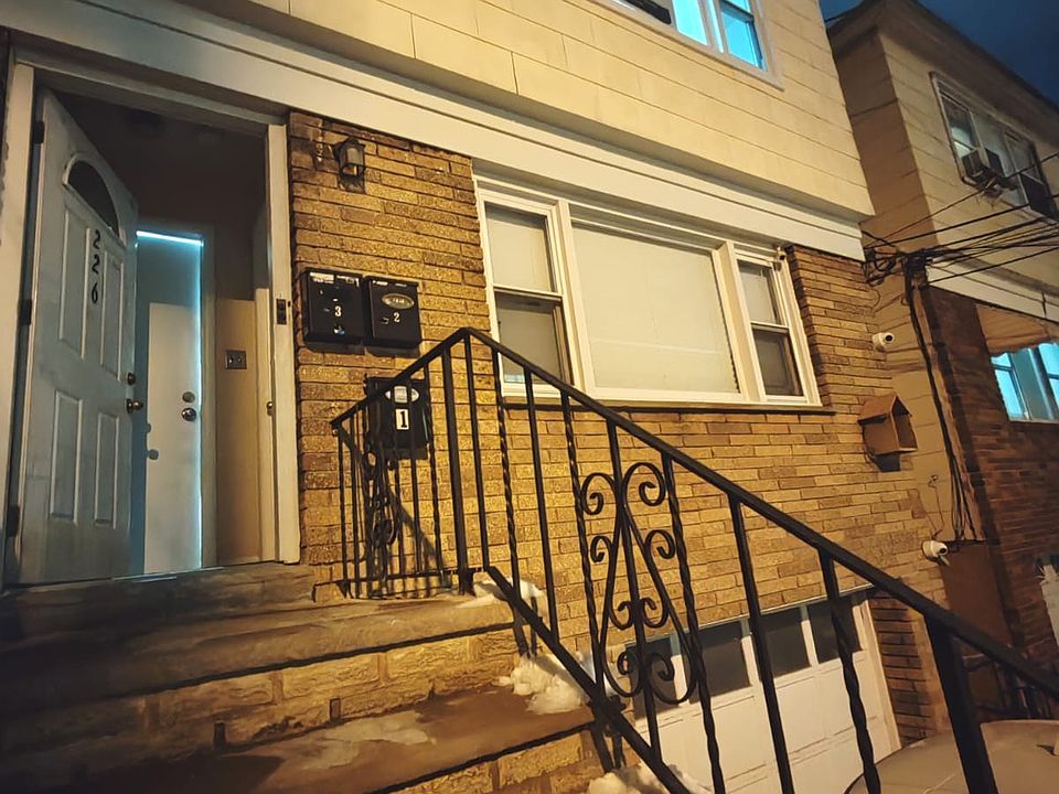 1st image of 226 57th St #2