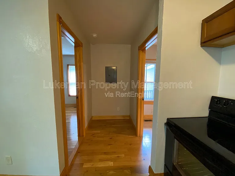 725 W Vine St #2 — Photo 12