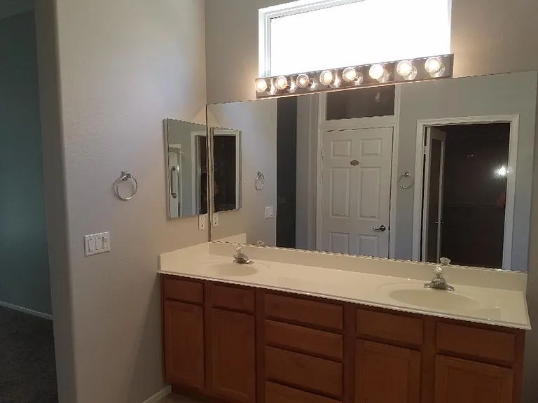 78715 Yellen Dr — Photo 16