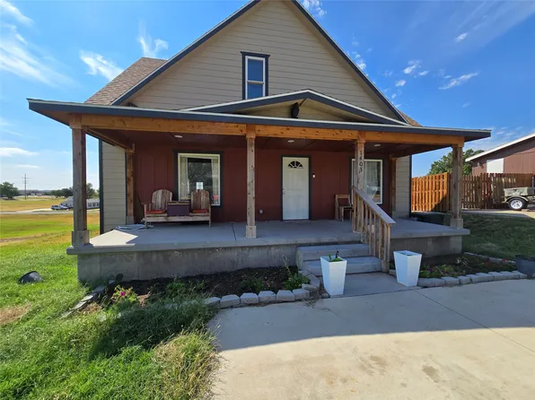 1403 E Vine St, Dodge City, KS 67801