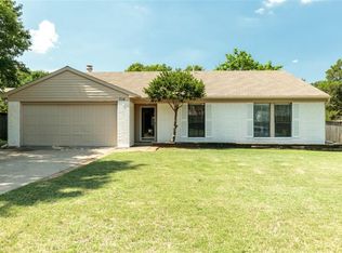 716 Heather Wood Dr, Grapevine, TX 76051