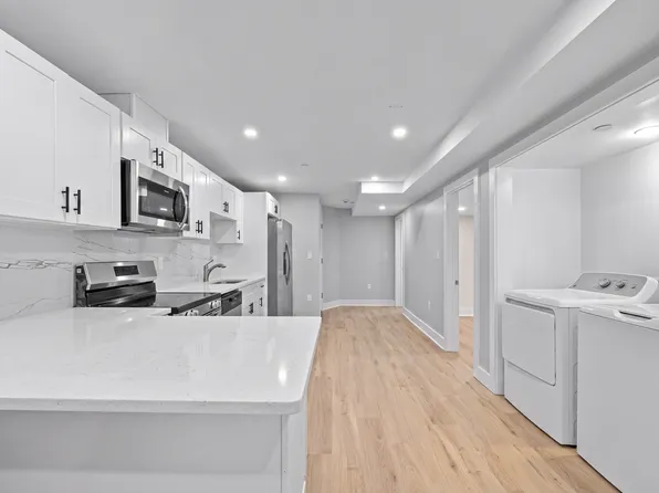 96 Elmer Rd Unit A, Dorchester Center, MA 02124