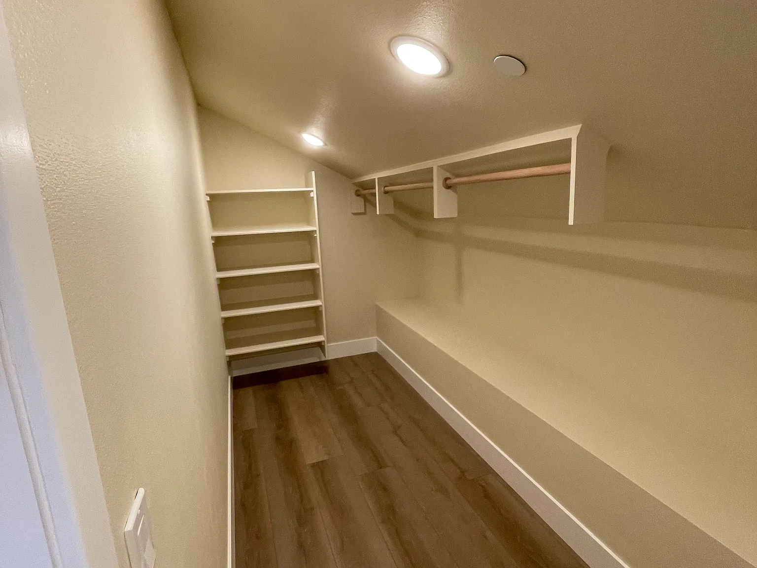 1 bed, 680 sqft, $1,975 — Photo 4