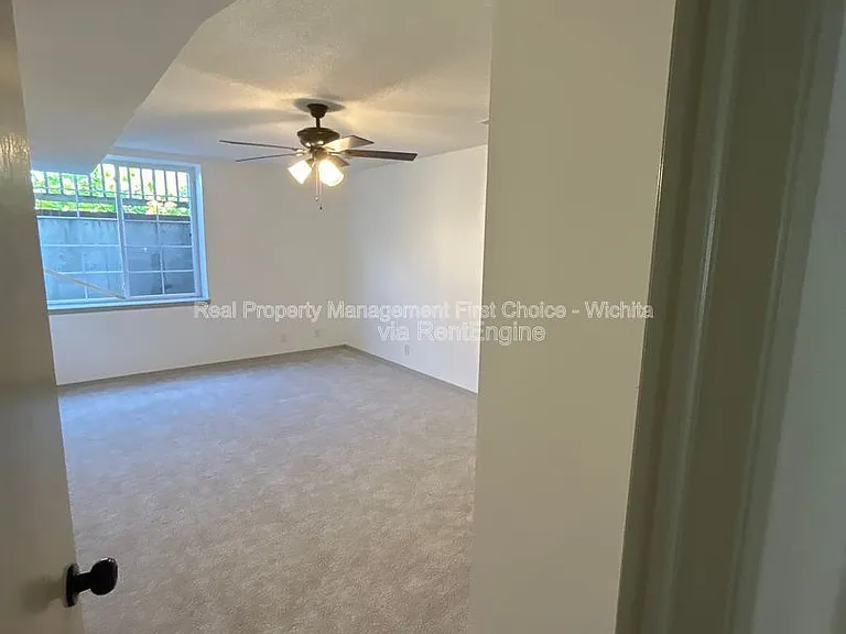 1823 S Shiloh St — Photo 28