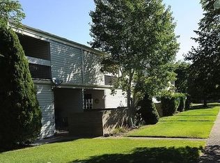 5552 S Greenwood St, Littleton, CO 80120