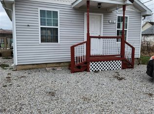 222 E Elm St, Cowden, IL 62422