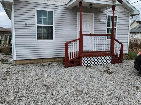 222 E Elm St, Cowden, IL 62422