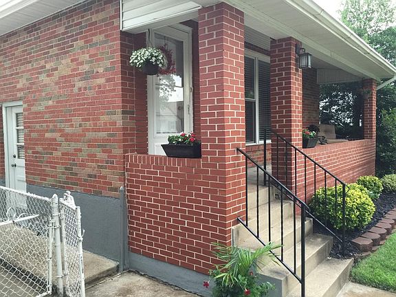 2nd image of 5435 Nagel Ave