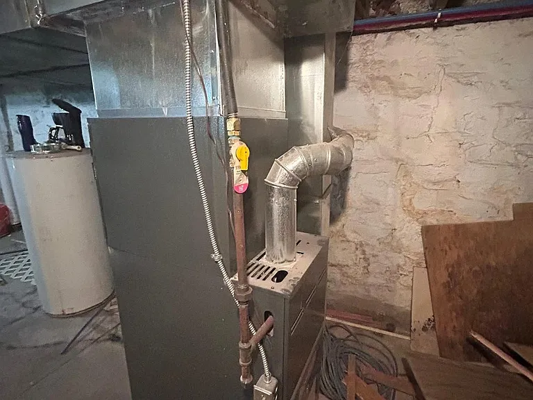 4872 San Francisco Ave — Photo 14